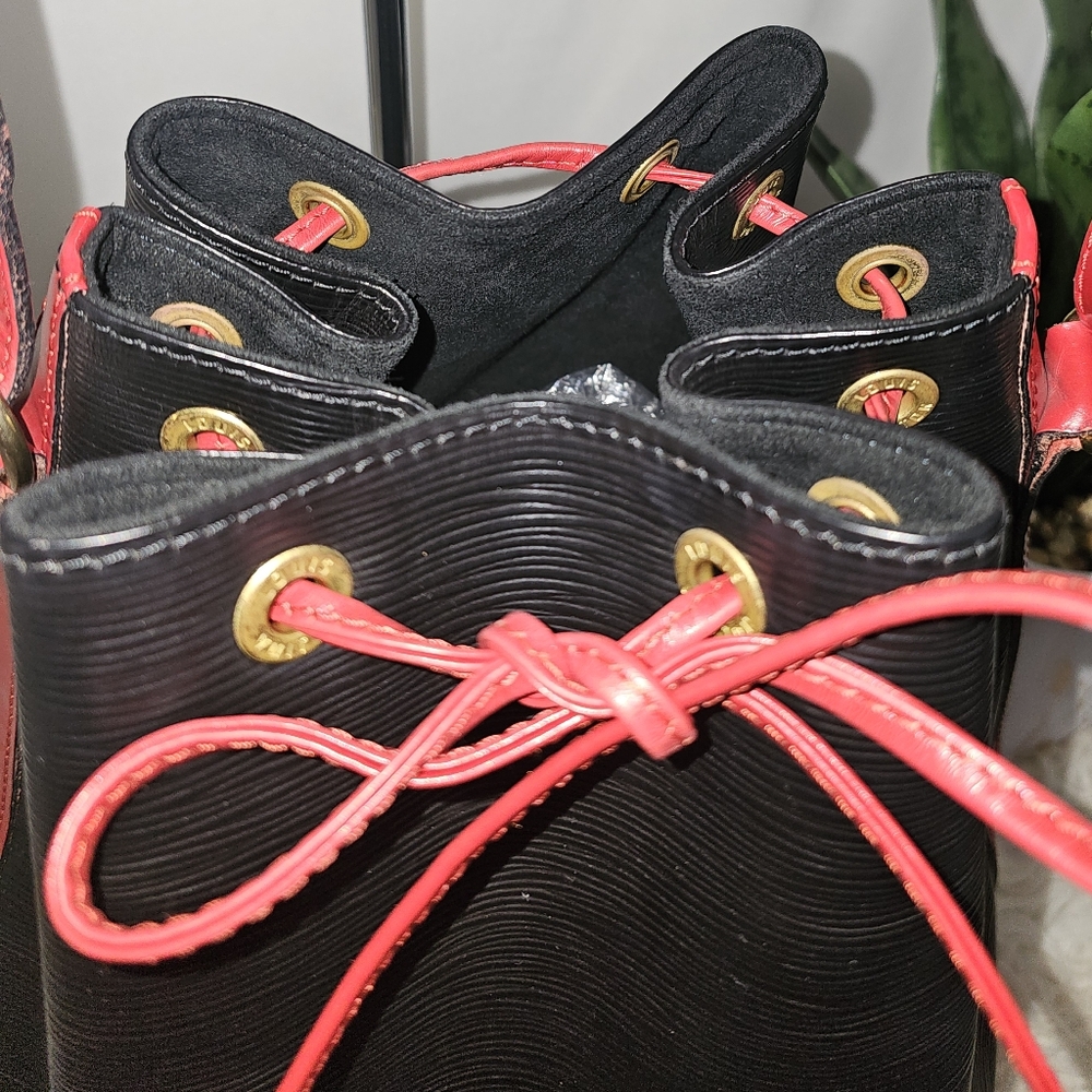 Authentic Louis Vuitton Noe Bucket Bag Epi - Picture 15 of 16